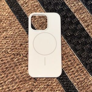 Beats iPhone 16 Pro Case